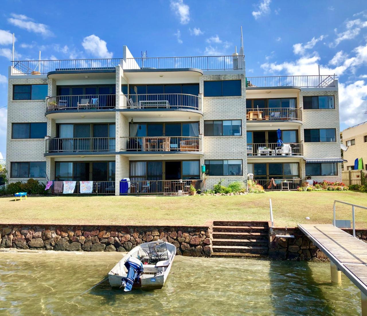 Wharf Lodge River View Apartment Маручидор Экстерьер фото